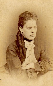 Anna som ung, 1874